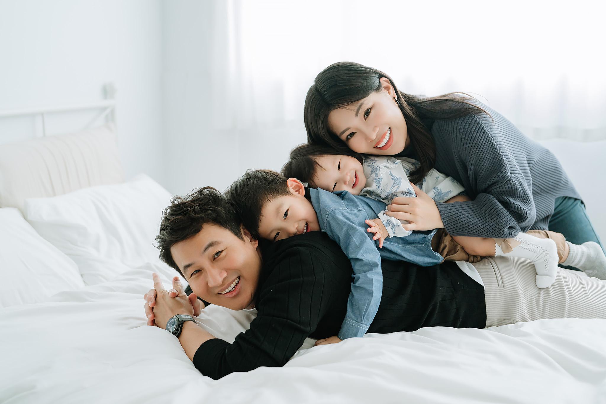 家庭寫真｜Vloft｜We are family｜邊玩邊拍