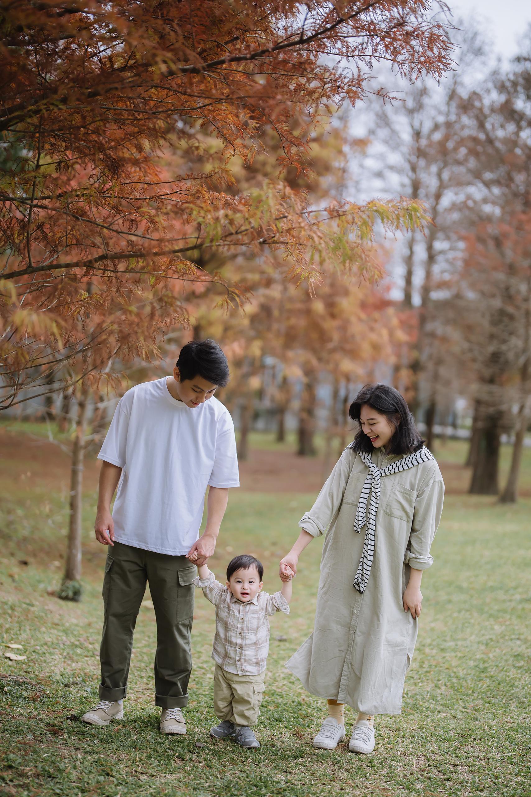 家庭寫真｜大湖公園｜We are family｜邊玩邊拍